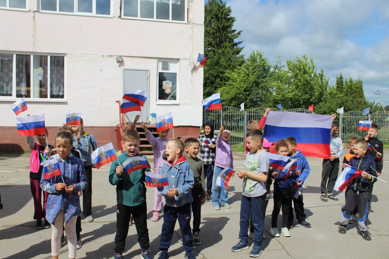 В  пришкольном лагере МБОУ СОШ №2 г.Ядрина прошел День Мира