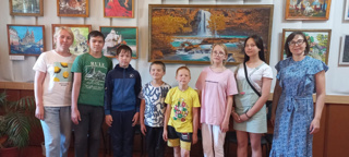 Воспитанники летнего оздоровительного лагеря в Музее верховых чувашей