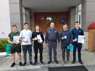 Выпускники Новошимкусской школы получили удостоверения трактористов-машинистов категорий «В», «С», «Е», «F»!!!