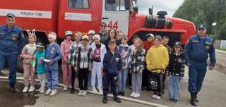 Экскурсия в пожарную часть по охране села Яльчики и Яльчикского района