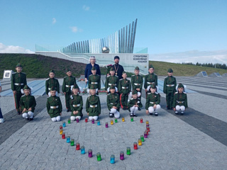 Ребята из отряда «Малыши-карандаши» посетили мемориал, посвященный строителям Сурского оборонительного рубежа
