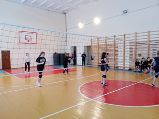 встречи по волейболу команд Красноармейского и Цивильского муниципальных округов