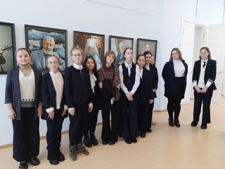 Гимназисты посетили выставку картин