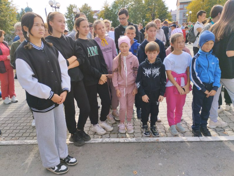 Учащиеся Большеямашевской школы по традиции присоединился к массовому забегу «Кросс нации - 2023».