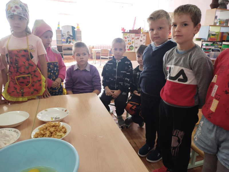 День шарлоток и осенних пирогов.🥧