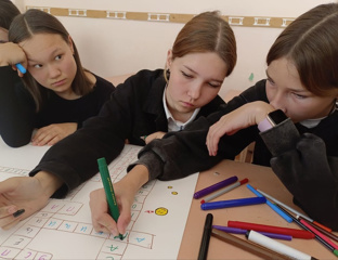 В школе прошло очередное профориентационное занятие "Россия - мои горизонты" в рамках проекта "Билет в будущее".