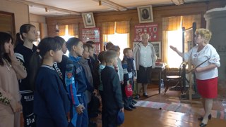Учащиеся Мижеркасинской ООШ посетили Пандиковский музей