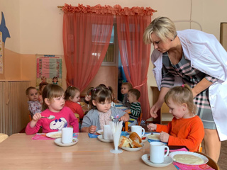 Под родительским контролем.