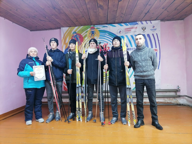 Члены школьного спортивного клуба "Чемпионы" приняли участие в очередном Дне здоровья