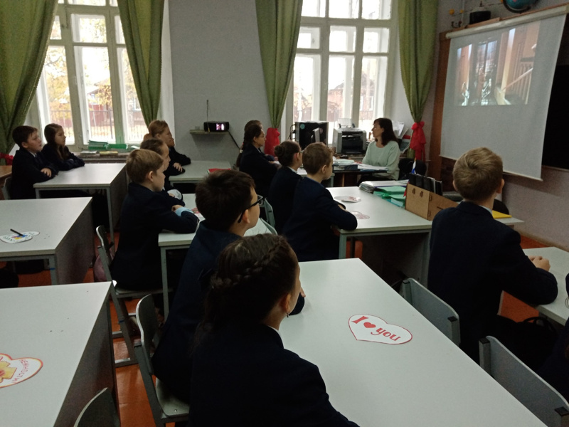 Прошли "Разговоры о важном" на тему "День учителя"