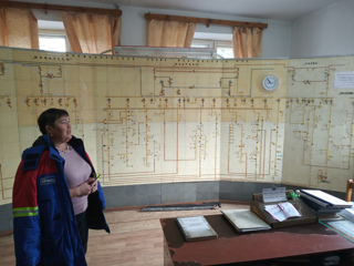 Обучающиеся МБОУ "Яльчикская СОШ" посетили Южные электрические сети