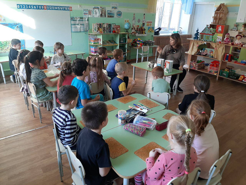 Группы «Родник»  и «Пукане»  участники  городского проекта «Подарите детям чтения доброго»