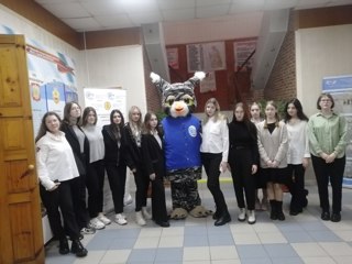 19 октября в рамках проекта «Билет в будущее» гимназисты посетили Алатырский филиал ЧГУ, где проходил День открытых дверей