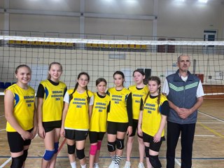 Волейболистки нашей школы -победители первенства Мариинско-Посадского округа по волейболу