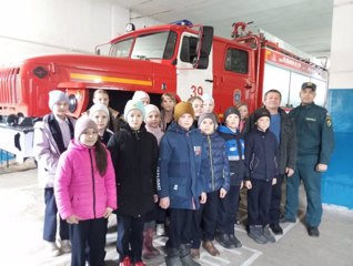 Кадеты 5 класса посетили пожарно-спасательную часть № 39 п.Урмары