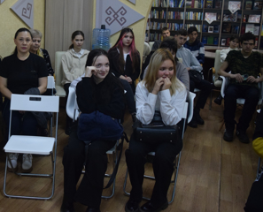 Обучающиеся гимназии приняли участие в правовом часе «Дети без прав – Россия без будущего»