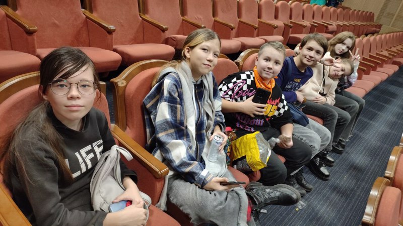 2 ноября учащиеся 7 А класса сходили на очень интересный и увлекательный фильм "По щучьему велению".
