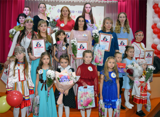 Наши воспитанники - победители районного конкурса "Я и моя мама"