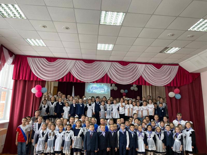 Церемония посвящения обучающихся начальных классов в ряды «Орлята России».