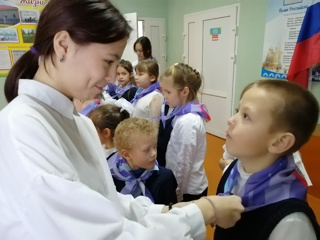 Торжественное вступление в ряды Российского движения детей и молодёжи программы развития социальной активности обучающихся начальных классов «Орлята России»