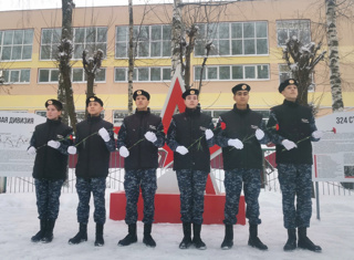 В День неизвестного солдата члены ВПК "Берет" возложили цветы к стеле "Боевой путь 324 Стрелковой дивизии", почтив память павших в годы Великой Отечественной войны