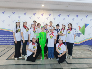 Активисты школы приняли участие в финале городского конкурса «Мы – дети Земли»