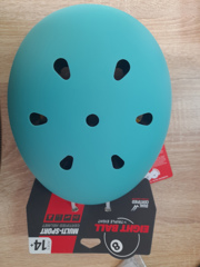 Защитный шлем для езды на трехколесном велосипеде