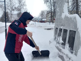 В рамках акции «Чистый обелиск» 