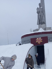 В рамках акции «Чистый обелиск» 