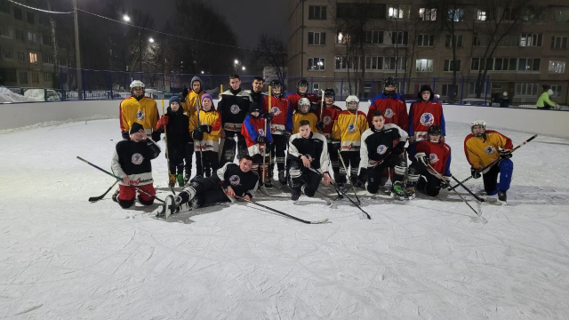 30 января 2023 года на хоккейной коробке МБОУ "СОШ №43" г.Чебоксары состоялись товарищеские игры по хоккею в рамках Месячника оборонно-массовой, спортивной и патриотической работы