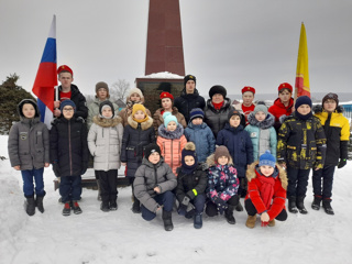 Торжественный митинг "Во имя памяти ушедших, во имя памяти живых..."