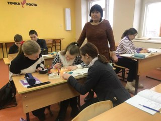 Изучение темы "Закон Ома для участка электрической цепи" в 8 классе