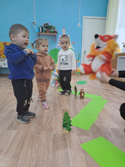 Занятия по развитию речи в 1 группе раннего возраста «Смешарики» «Путешествие в сказку "Колобок".