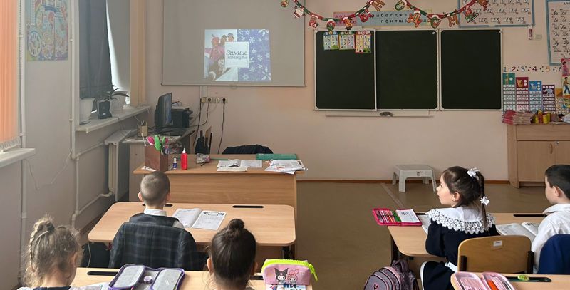 Беседа, посвящённая вопросам безопасного поведения учащихся в период Новогодних праздников.