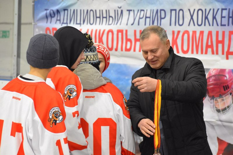 Завершены финальные игры хоккейного турнира  памяти Олега Игоревича Кортунова.
