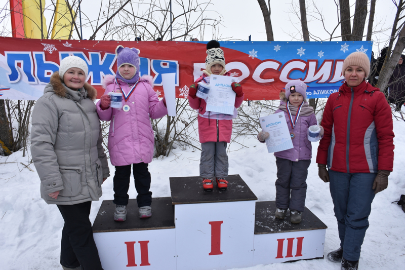 Семенова Арина призер в спортивных гонках  «Лыжня России – 2023»