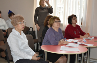 В рамках месячник оборонно-массовой и спортивной работы в городе Шумерля состоялся Городской конкурс школьных хоров «За того парня»