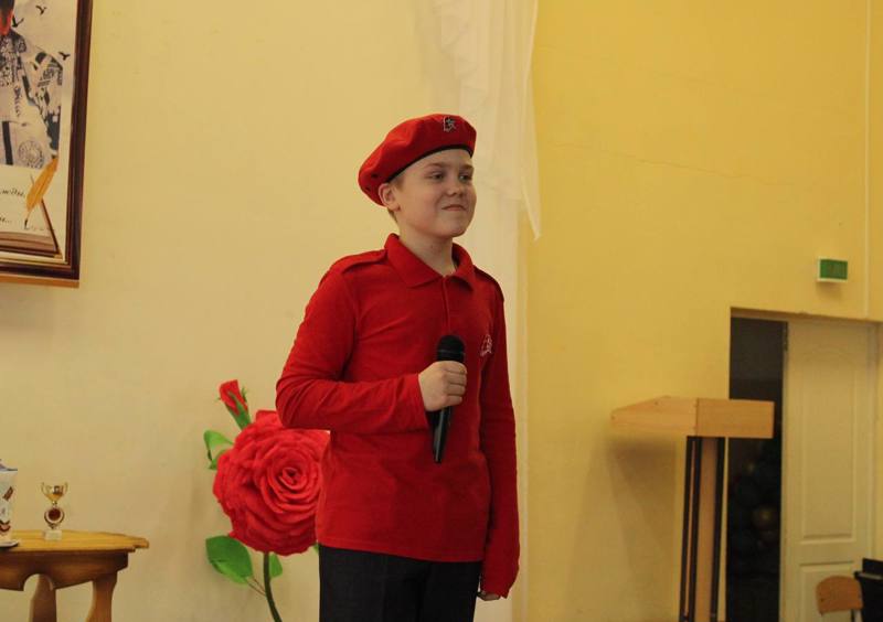Ученик гимназии Сосницкий Елисей стал финалистом всероссийского конкурса эстрадной песни «МОСКОВСКИЙ СОЛОВЕЙ»