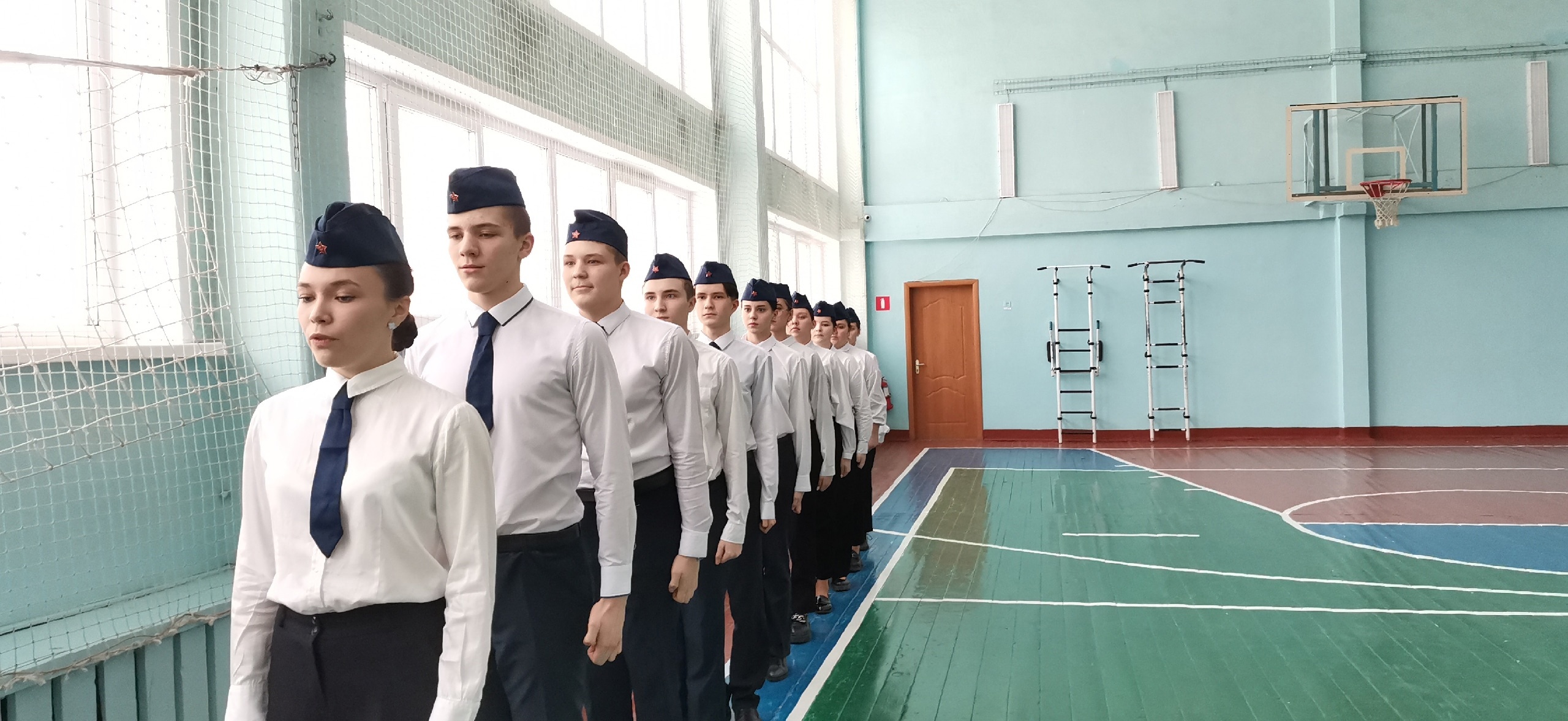 Школа 40 севастополь. Школа 40 Чебоксары кадеты.