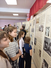 Выставка "Семья императора Николая II " в Кирской средней школе