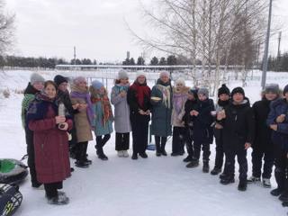 В рамках международного дня родного языка, прошел  живой урок на тему: " Ҫӑварни" в 5- б и  5- а классах.