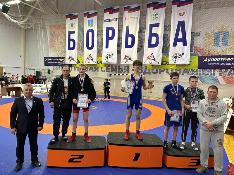Селютин Руслан бронзовый призёр по спортивной борьбе на ПФО в г. Ульяновск