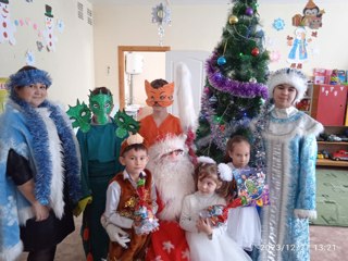 Новогодний утренник " Сказочный Новый год" в дошкольной группе "Аленушка"