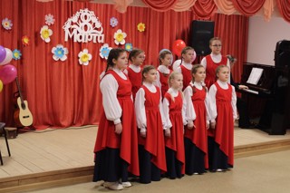 Праздничный концерт «Мелодия весны».