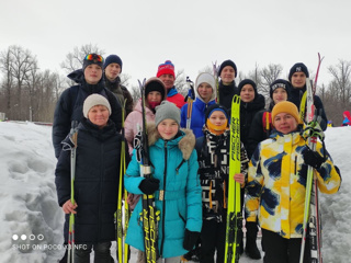 На Чемпионате и первенстве Чебоксарского муниципального округа по лыжным гонкам в эстафете в п. Кугеси.
