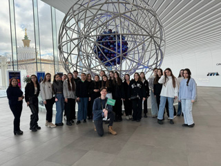 Янтиковские школьники находятся на Международной выставке-форуме "Россия" на ВДНХ