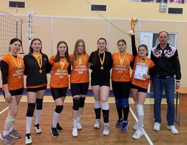 Наши девушки - победители Первенства Моргаушского муниципального округа по волейболу среди школьных спортивных клубов !!!