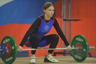 Спортсменки СШ "Присурье" вошли в резервный состав сборной России по тяжелой атлетике