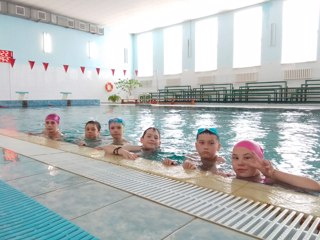 Учащиеся 5 класса МБОУ «Карабай-Шемуршинская СОШ» посетили бассейн.