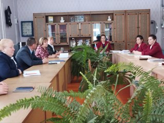 В Новошимкусской школе прошло заседание педагогического совета